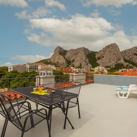 Toreta - Center, Beachfront Apartment