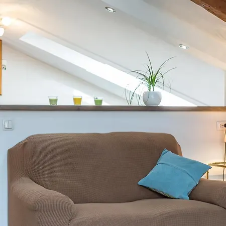 Apartment Toreta - Center, Beachfront *