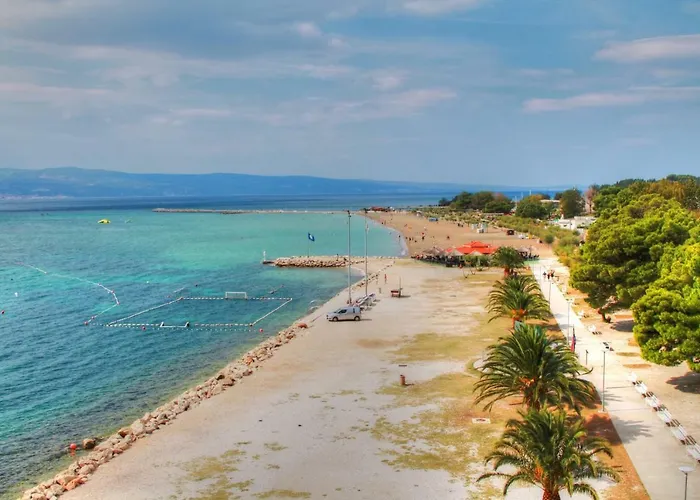 Toreta - Center, Beachfront